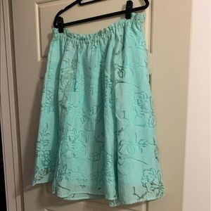 High waist/ A-line skirt